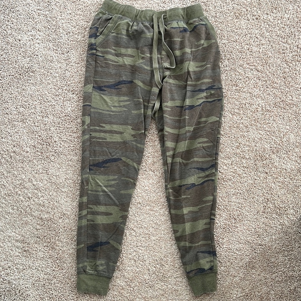 Z Supply Camo Joggers M